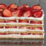 strawberry icebox cake