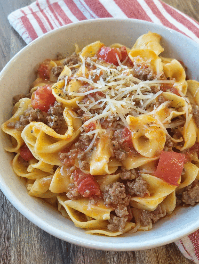 One-Pot Creamy Rotel Pasta with Ground Beef: Comfort Food Heaven