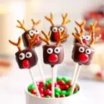 The preparation steps of Chocolate Covered Marshmallow Reindeer